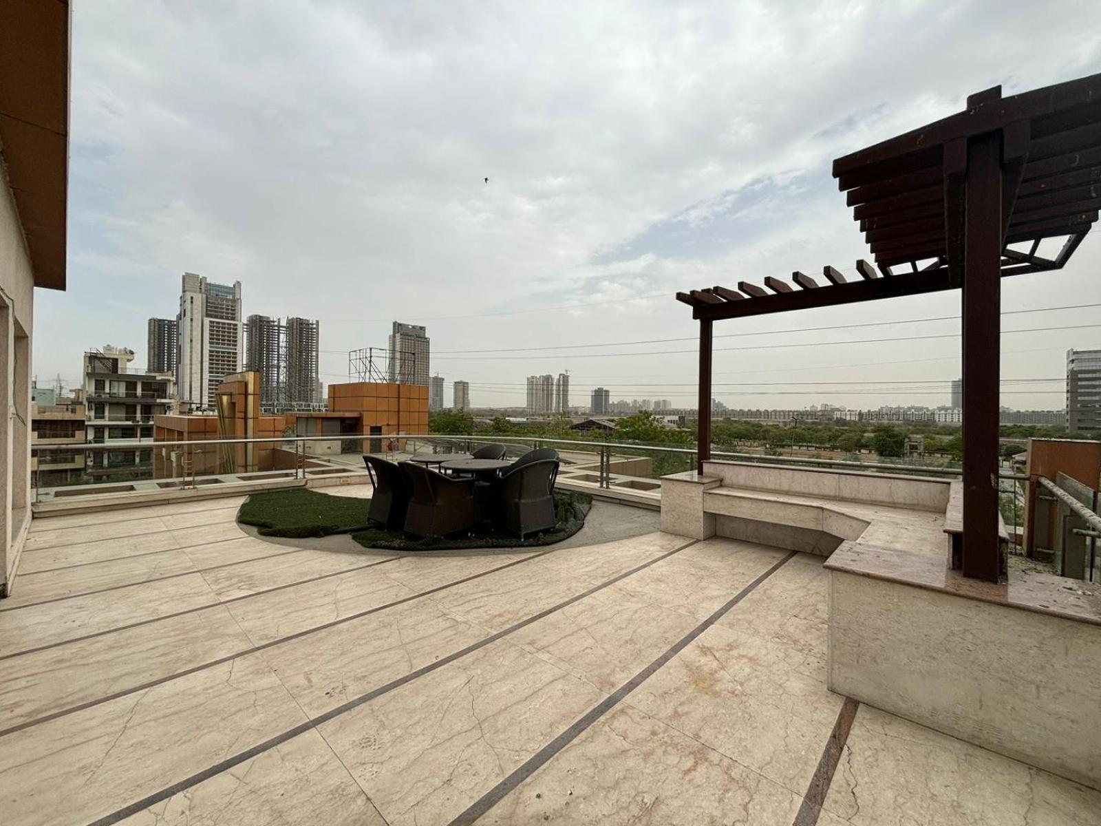 Club Florence Gurgaon Exterior photo
